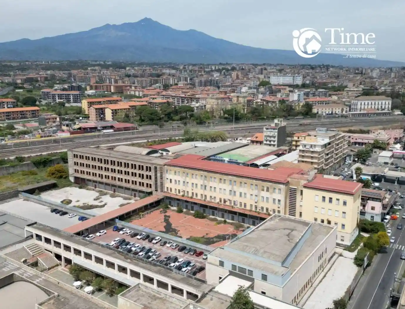 Palazzo - Edificio in vendita a Acireale