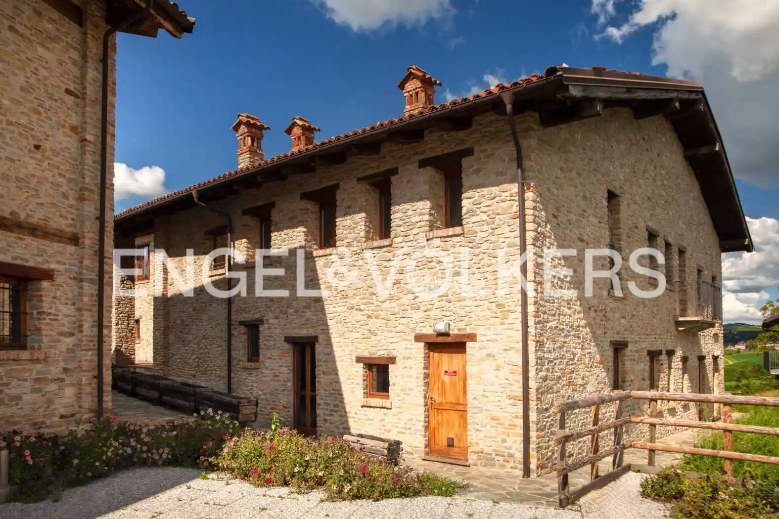 Rustico - Casale in vendita a Dogliani
