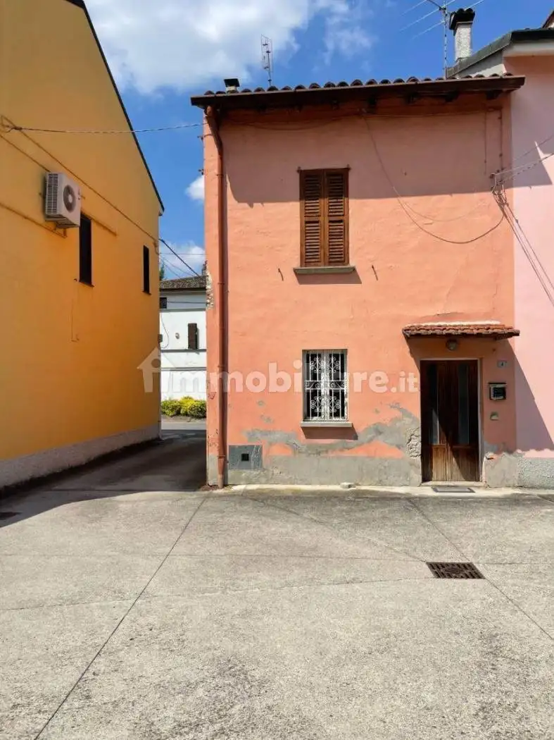 Terratetto unifamiliare via Cesare Battisti, Centro, Corte de' Frati - foto 4