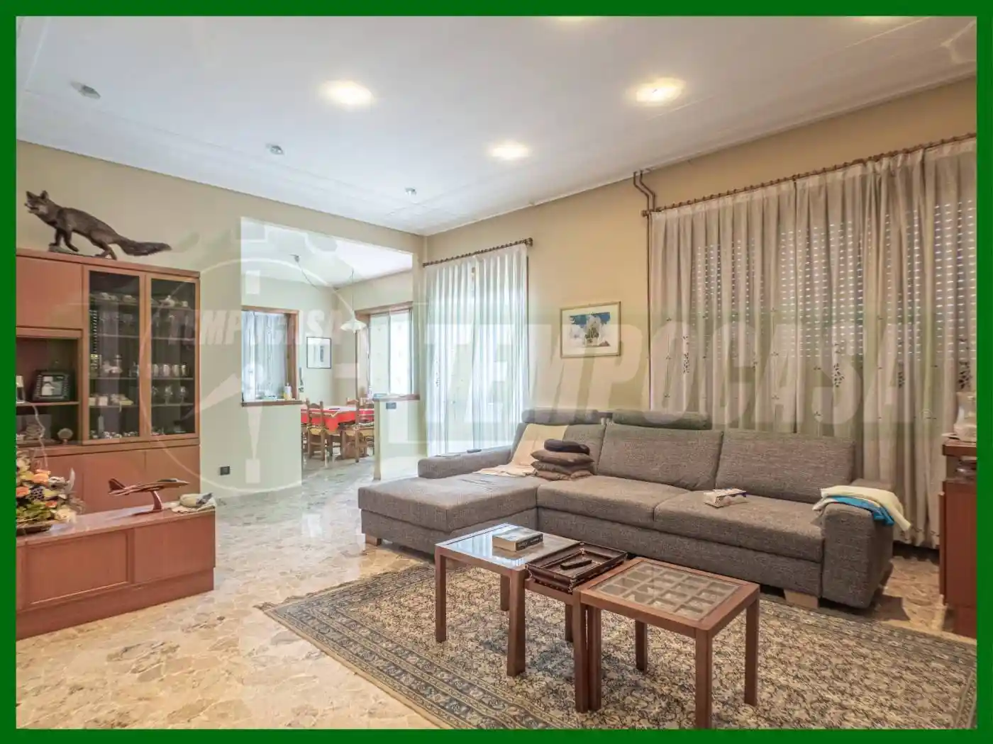 Villa in vendita a Ferno