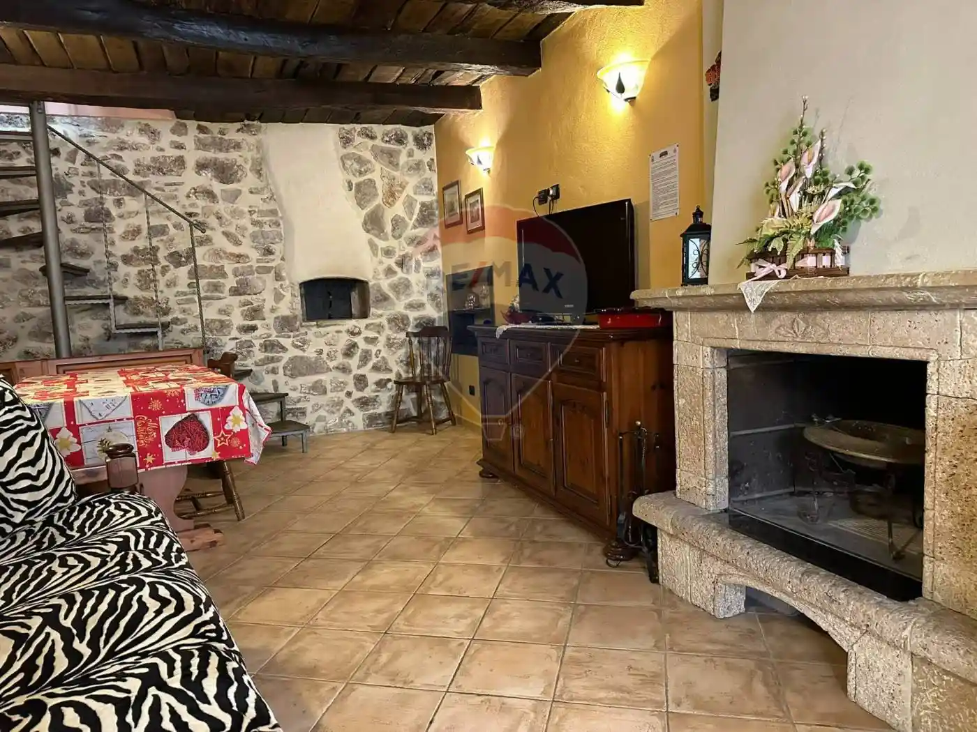 Casa indipendente in vendita a Scapoli