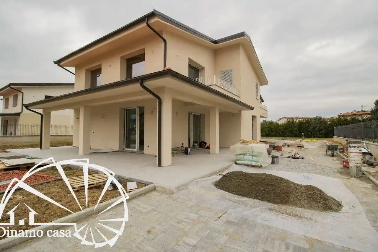 Villa in vendita a Carmignano