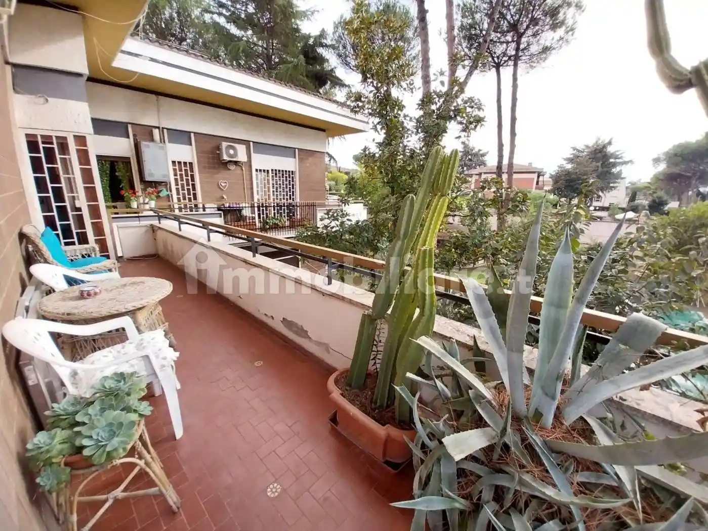 Appartamento buono stato, primo piano, Quarto Miglio, Roma - foto 2