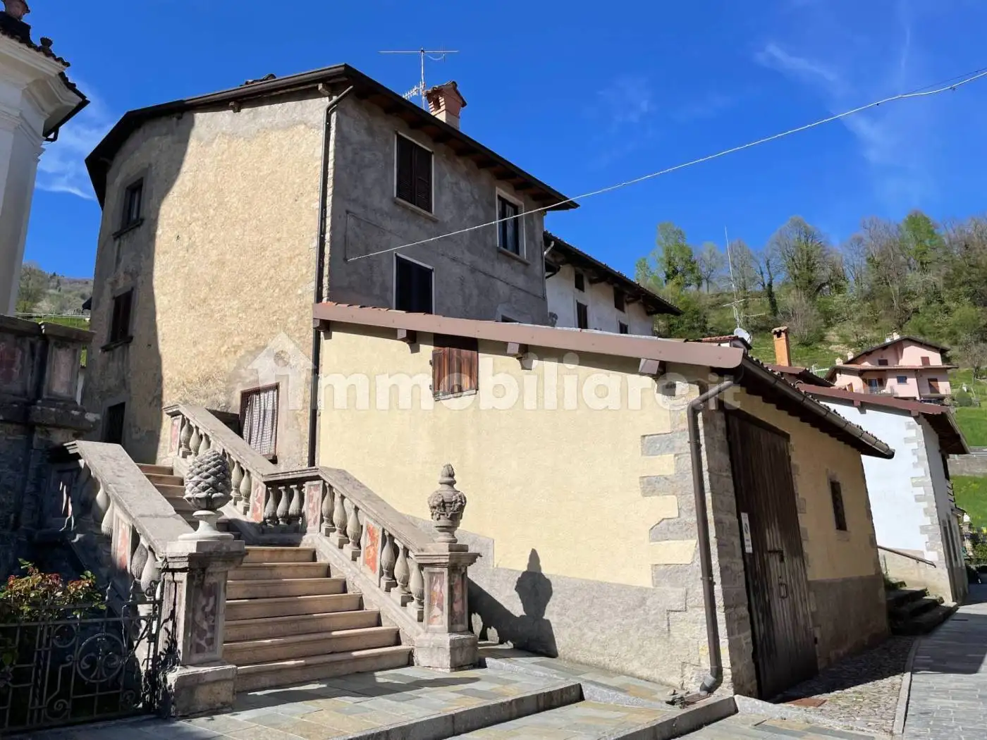 Appartamento via Roma, Brembilla, Val Brembilla - foto 2