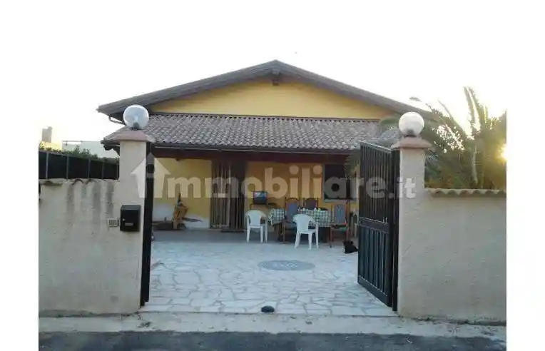 Palazzo - Edificio in vendita a Ispica