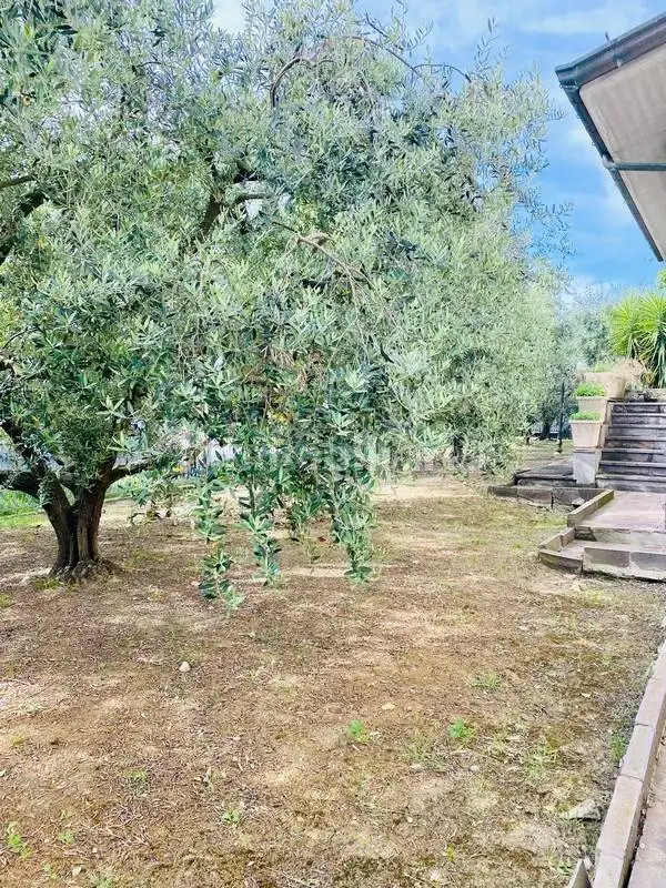 Villa in vendita a Cesena