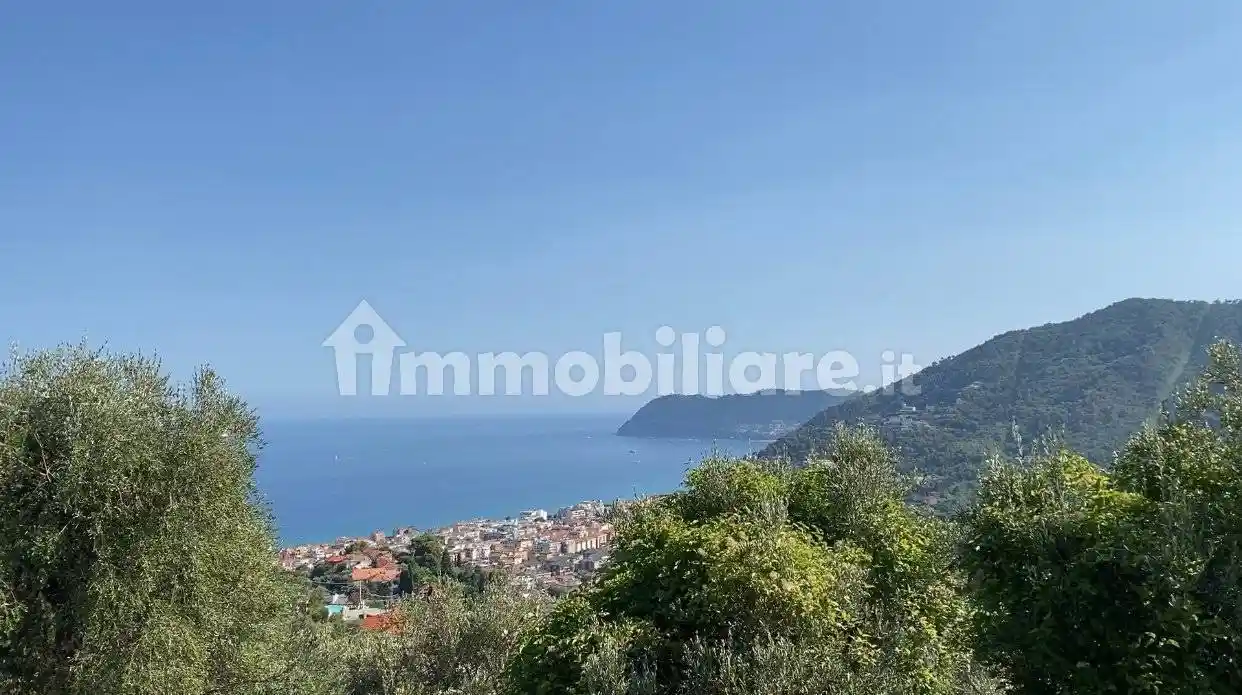 Villa in vendita a Alassio