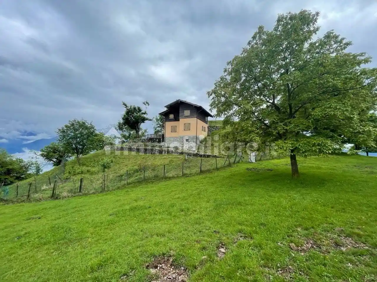 Casa indipendente in vendita a Domaso