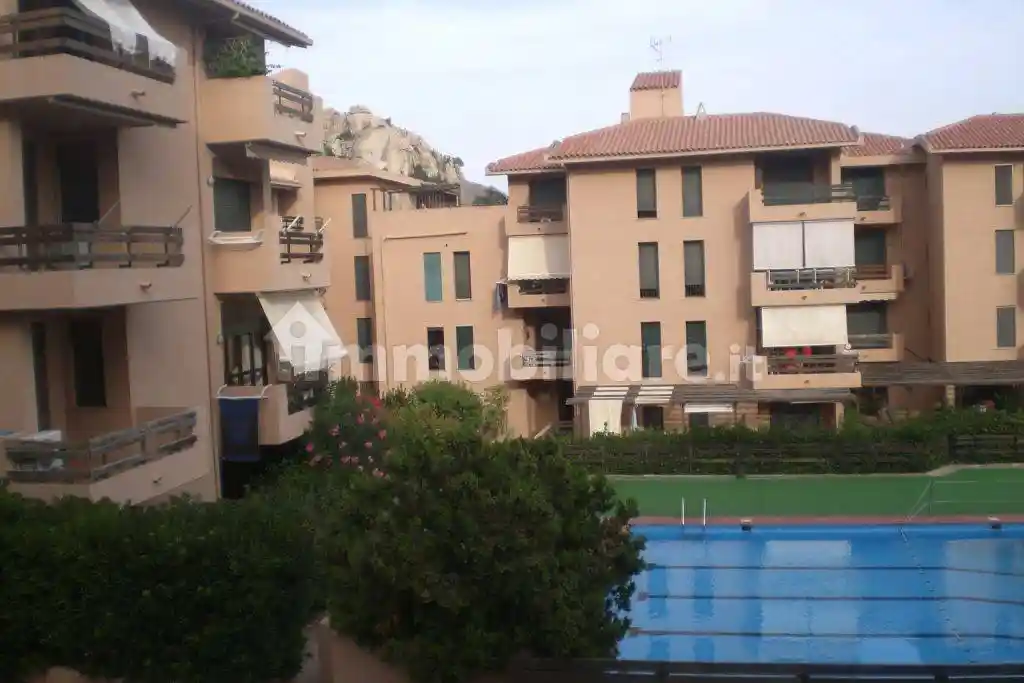 Appartamento in affitto a La Maddalena