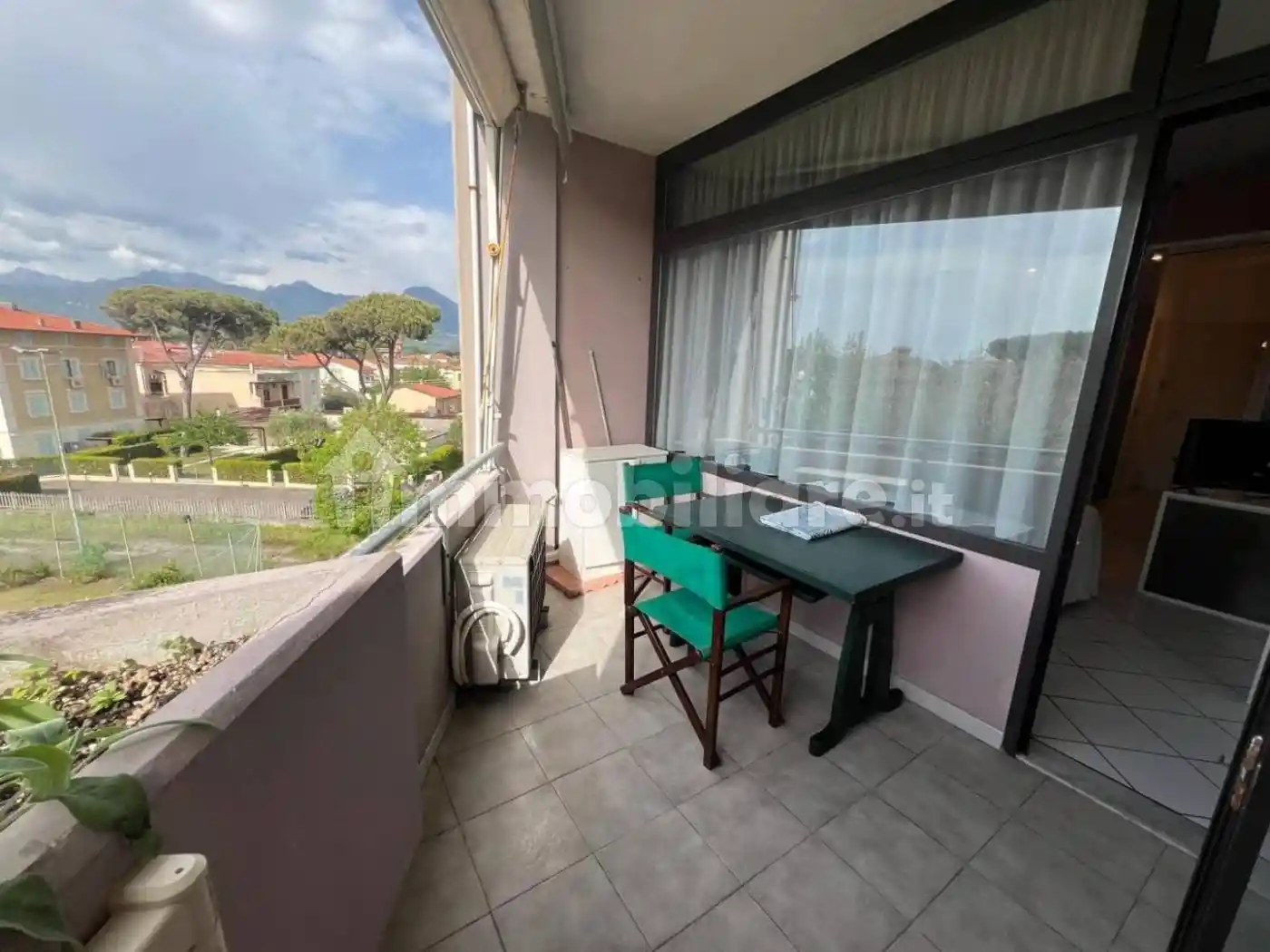 Palazzo - Edificio in vendita a Camaiore