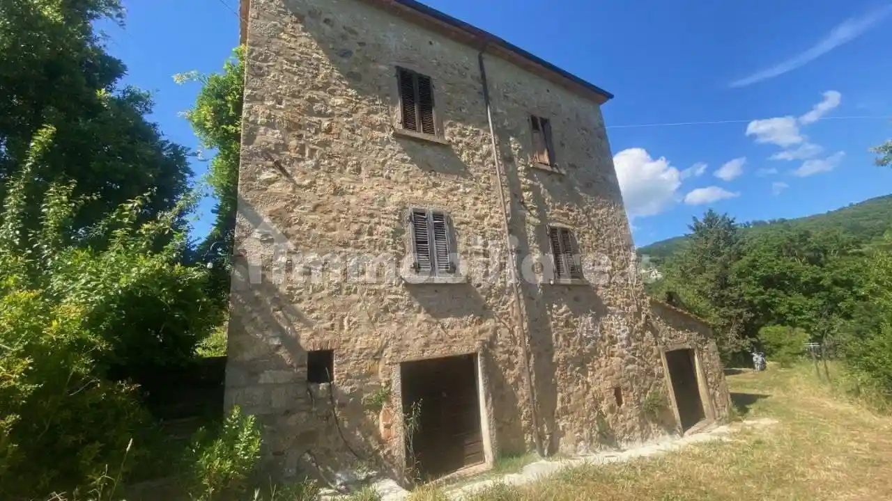 Rustico - Casale in vendita a Roccastrada