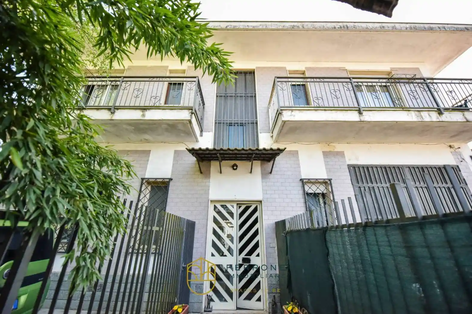 Palazzo - Edificio in vendita a Lombardore