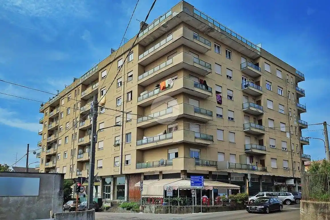 Appartamento in vendita a Cavaria con Premezzo