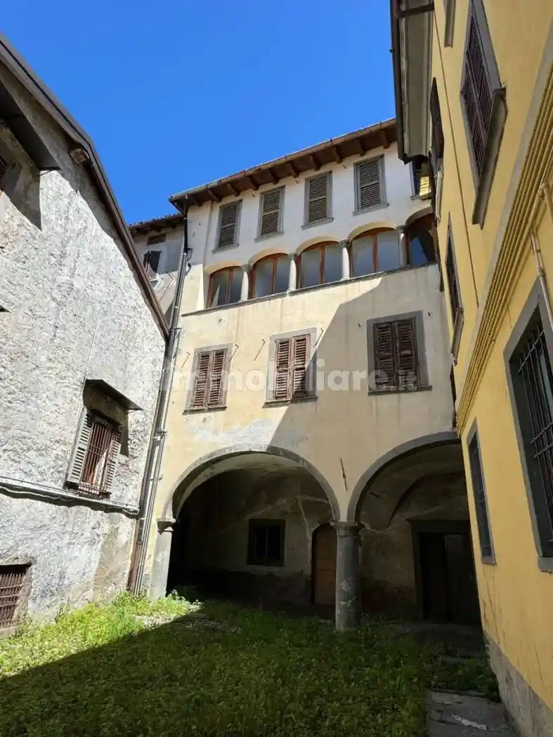 Casa indipendente in vendita a Clusone