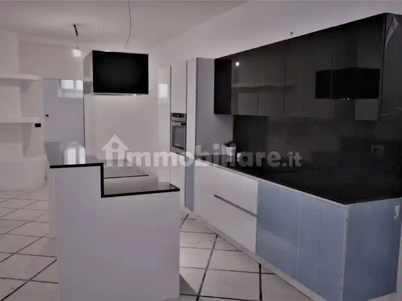 Appartamento in vendita a Viterbo