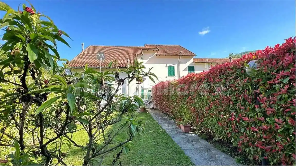 Appartamento in vendita a Ceranesi