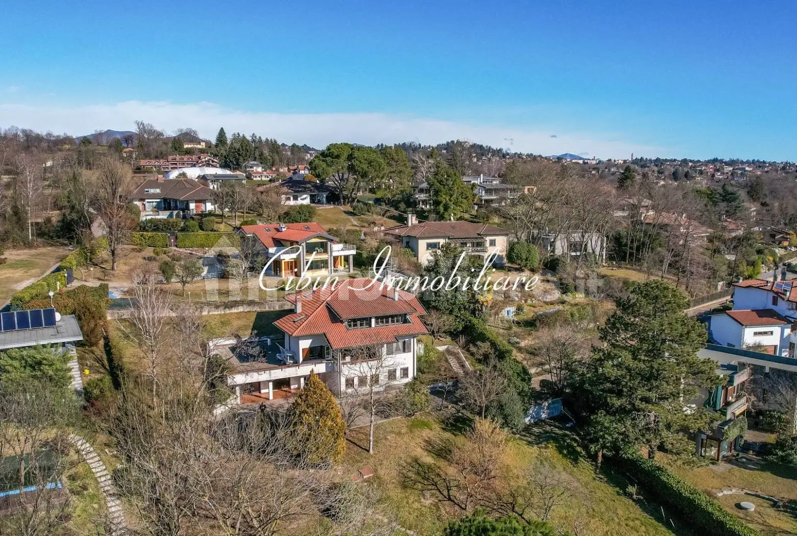 Villa in vendita a Varese