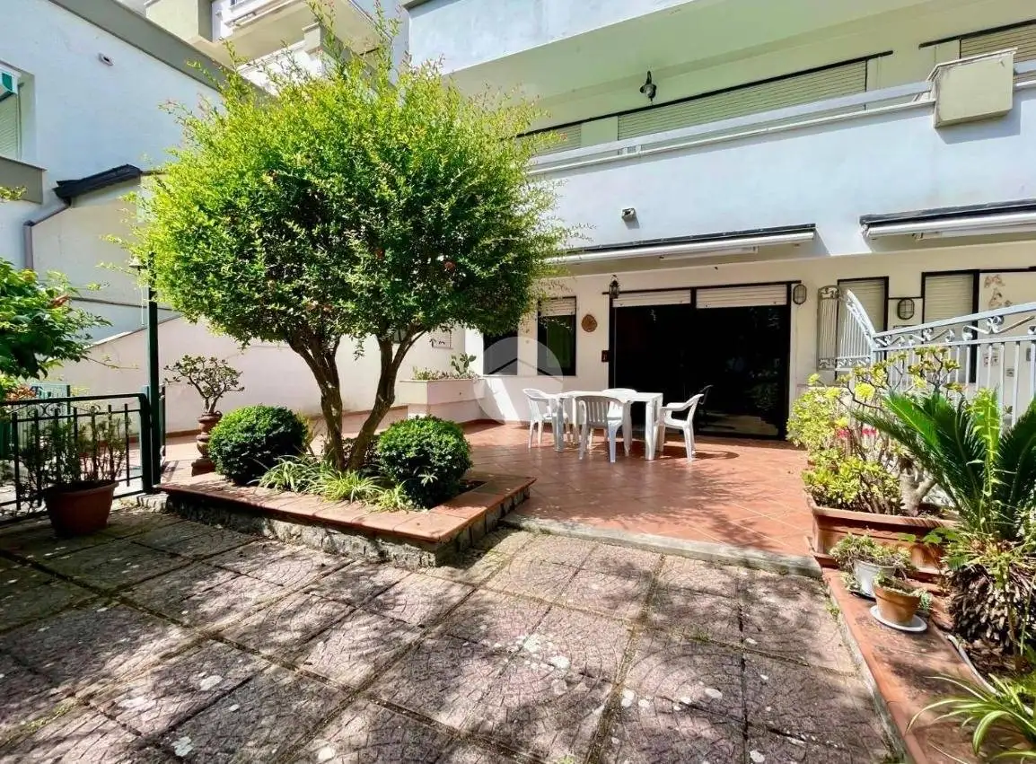 Appartamento in vendita a Santa Marina