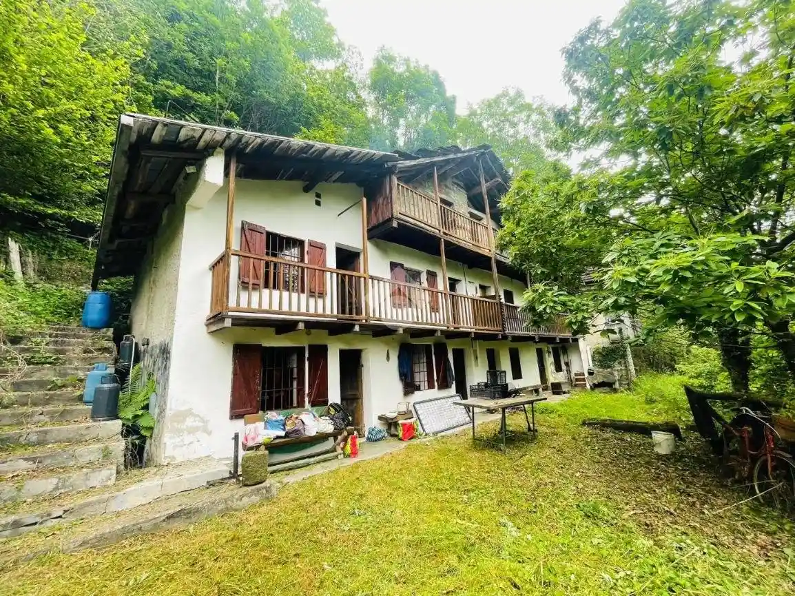 Casa indipendente in vendita a Viù