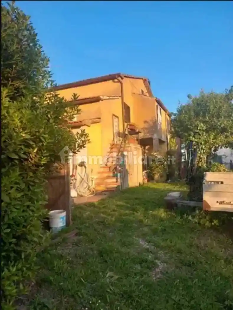 Casa indipendente in vendita a Scansano