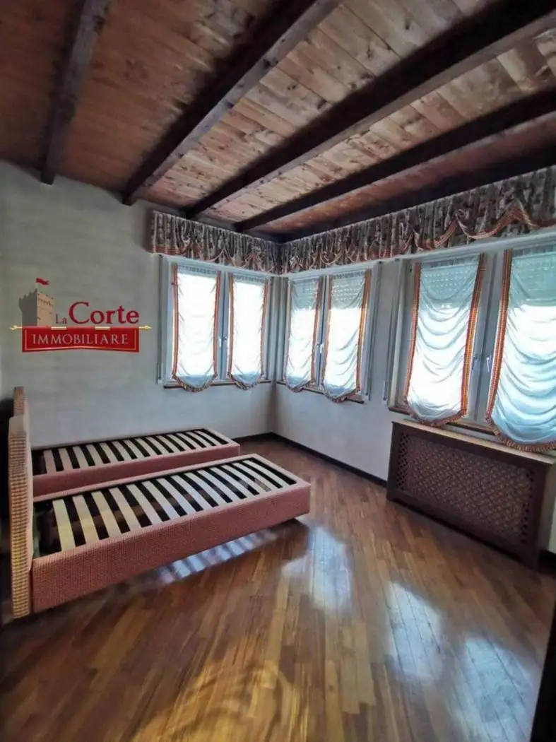 Villa unifamiliare via Pola San C., Centro, Caronno Pertusella - foto 5