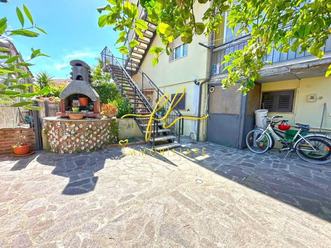 Appartamento in vendita a Rosignano Marittimo