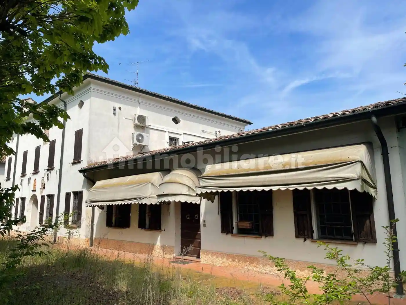 Palazzo - Edificio in vendita a Reggiolo