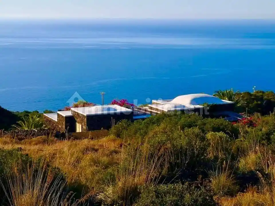 Rustico - Casale in vendita a Pantelleria