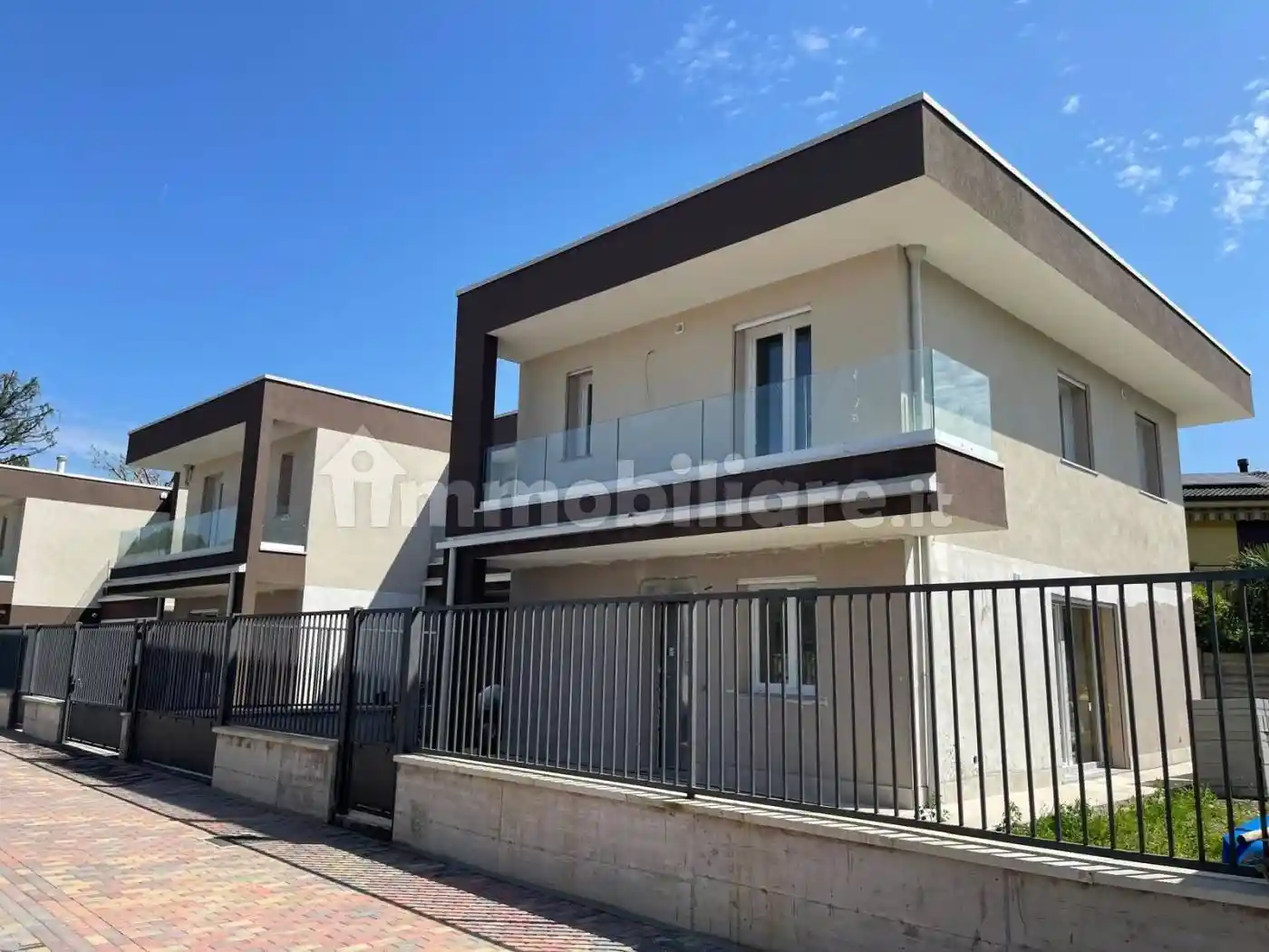 Villa in vendita a Gorla Minore