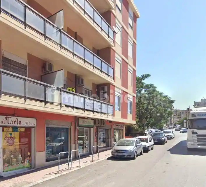 Trilocale viale Italia 52, Centro, Villa San Giovanni - foto 4