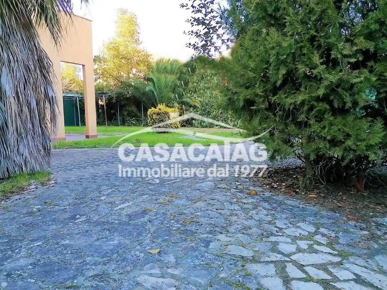 Villa plurifamiliare via Mezzolombardo, Infernetto, Roma - foto 2