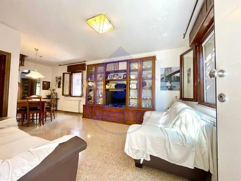 Casa indipendente in vendita a Cesena