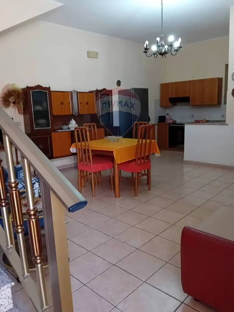 Terratetto unifamiliare via Gorizia 27, Castel Di Judica, Castel di Iudica - foto 3