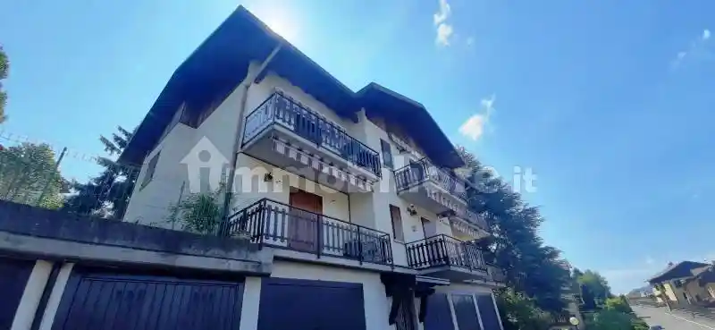 Appartamento in vendita a Costa Serina