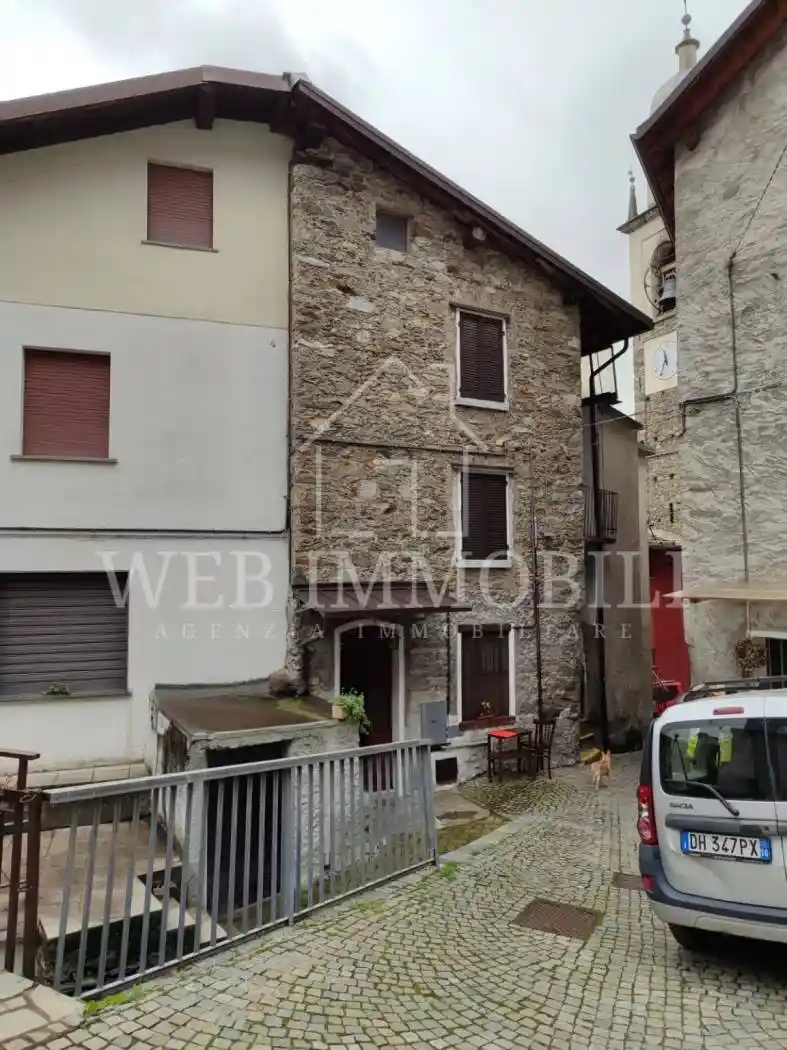 Terratetto unifamiliare via Giuseppe Mazzini, Centro, Buglio in Monte - foto 2