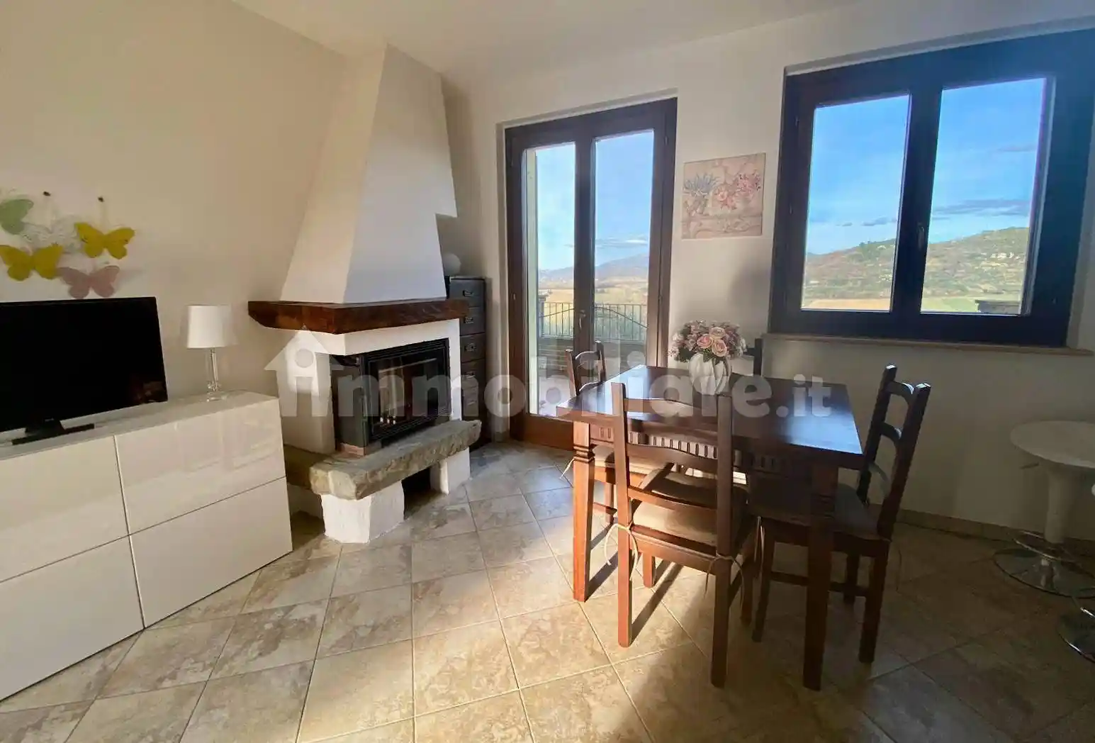 Trilocale ottimo stato, primo piano, Corciano - foto 3