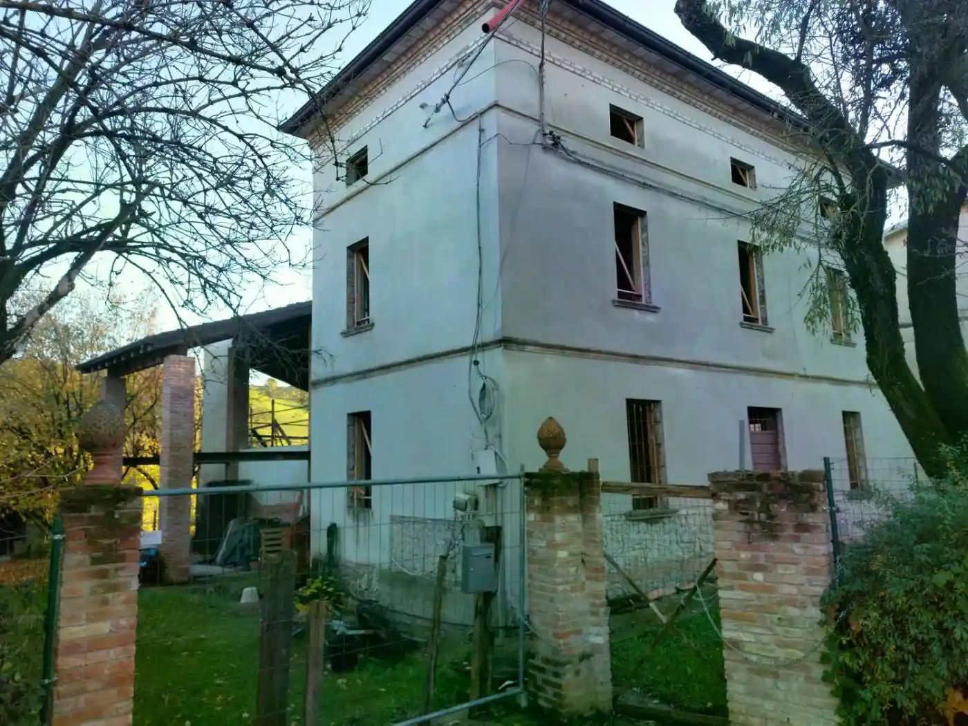 Rustico - Casale in vendita a Castell'Arquato
