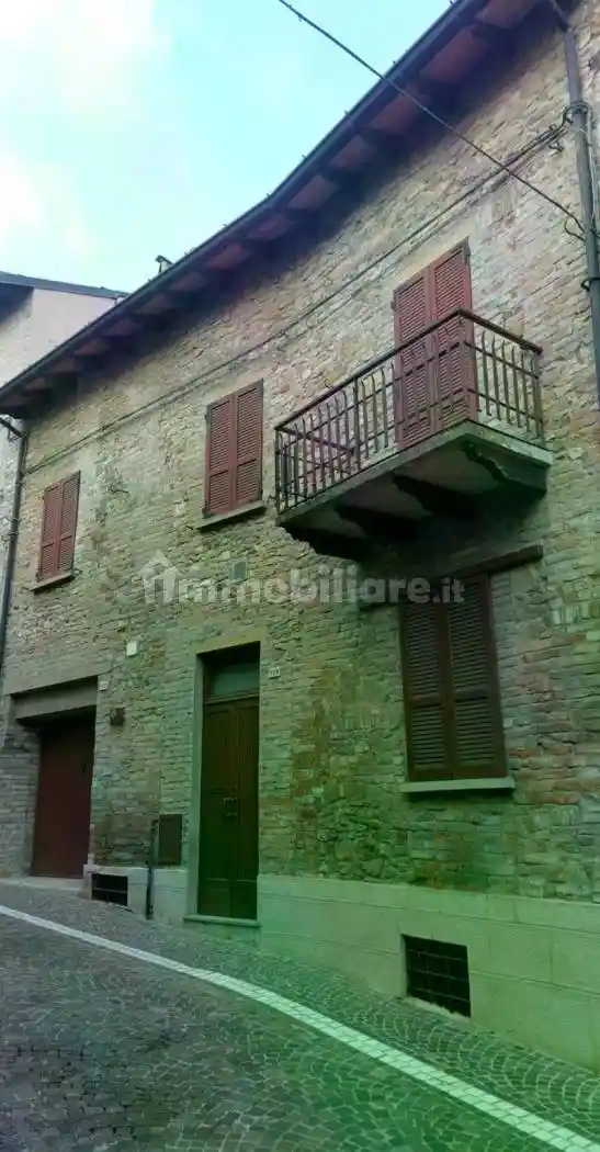 Villa in vendita a Castell'Arquato