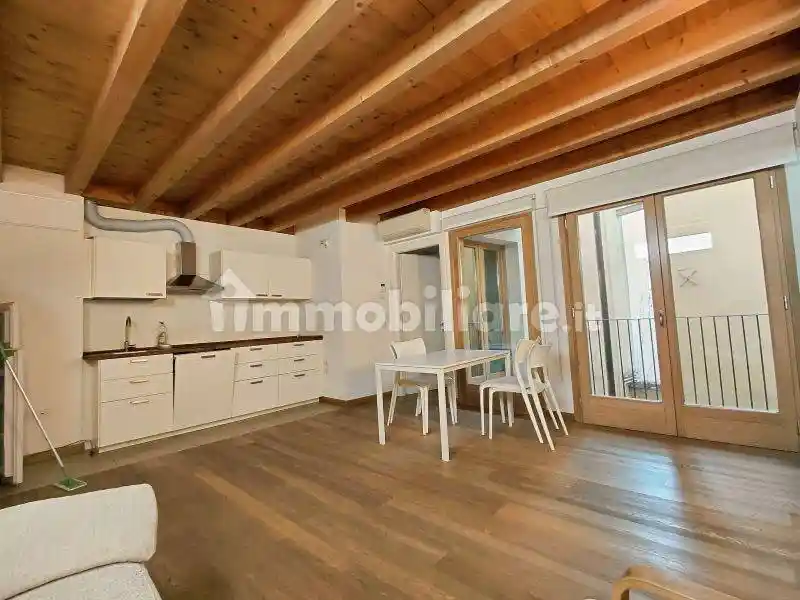 Appartamento in vendita a Padova