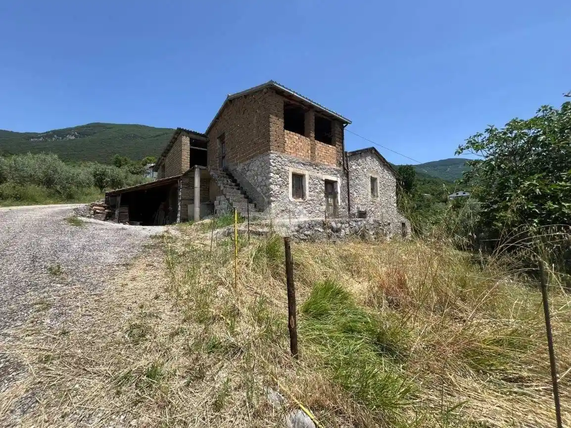 Rustico - Casale in vendita a Subiaco