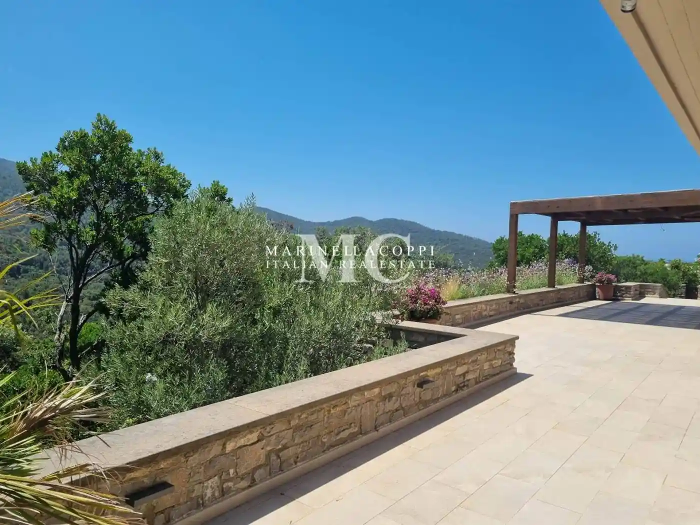 Villa in vendita a Castiglione della Pescaia