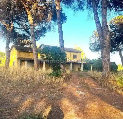 Villa in vendita a Nettuno