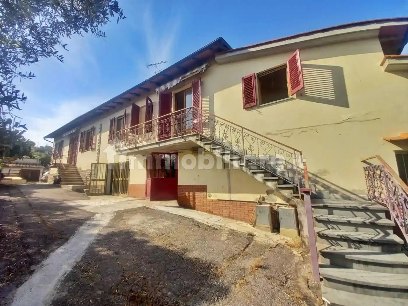 Rustico - Casale in vendita a Castelfiorentino