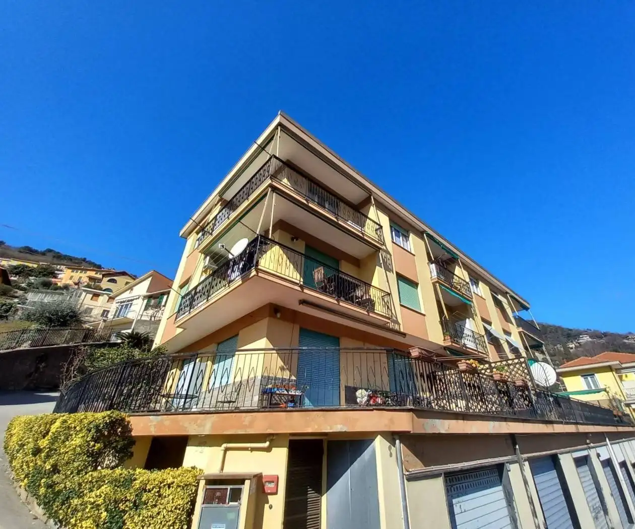 Appartamento in affitto a Recco