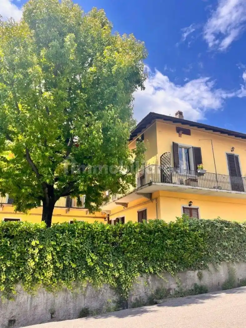 Appartamento in vendita a Varese