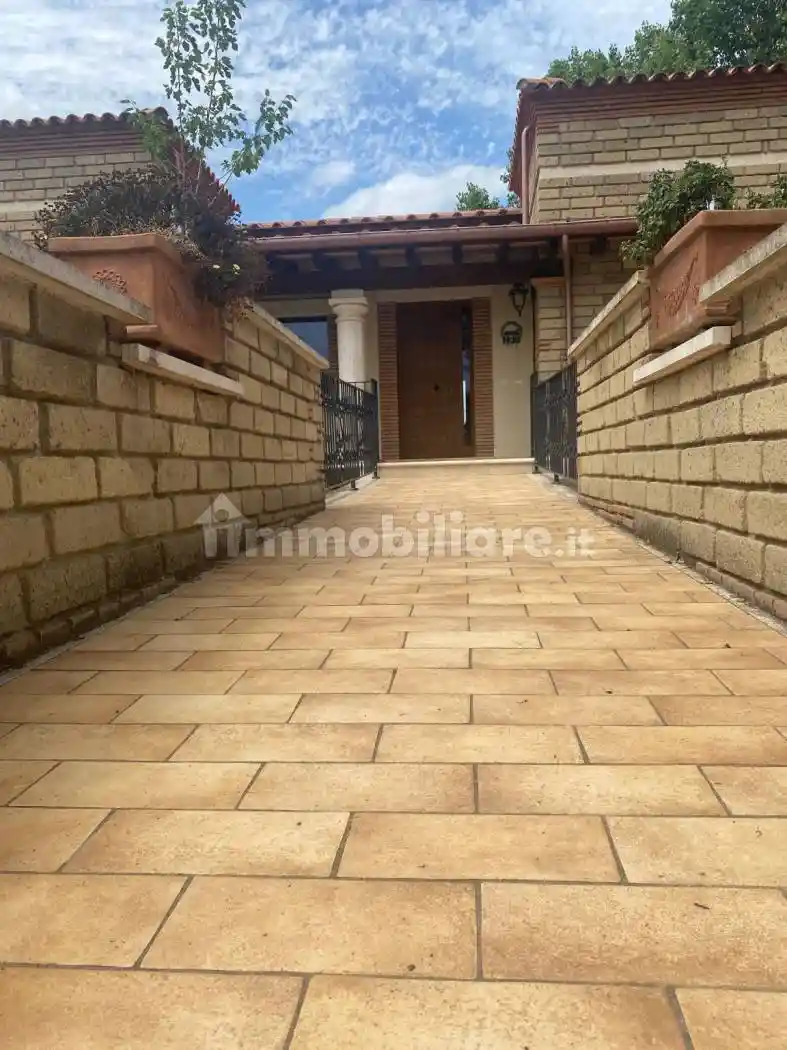 Appartamento in affitto a Nettuno