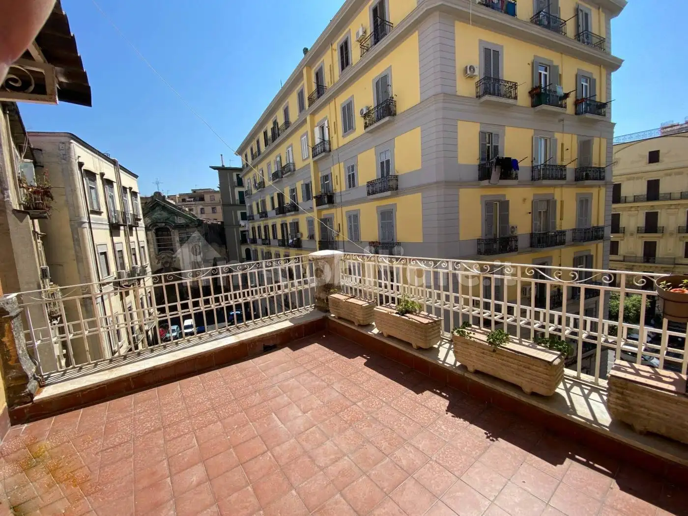 Appartamento in affitto a Napoli