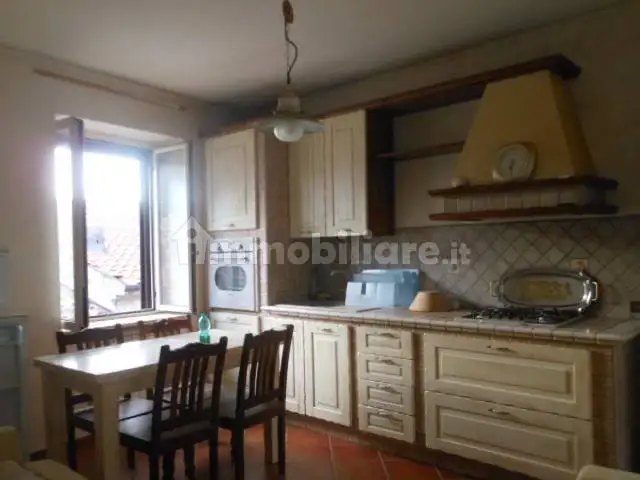 Casa indipendente in vendita a Vairano Patenora