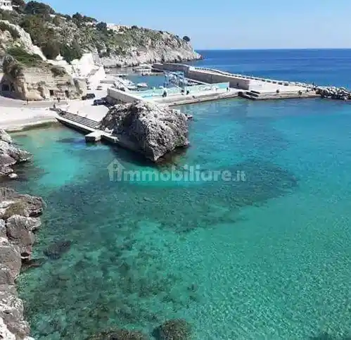 Appartamento in vendita a Castro