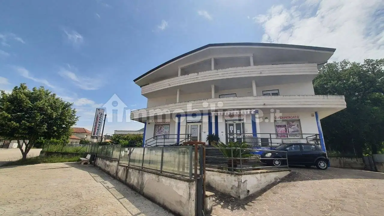 Appartamento in vendita a Rocchetta e Croce